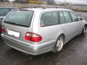 Mercedes Benz E-320