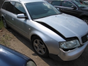 Audi A-6 avant
