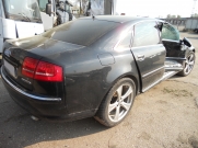 Audi A-8 L