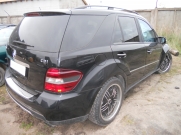 Mercedes Benz ML-320