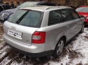 Audi A-4 avant