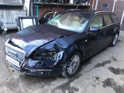 Audi A-6 avant