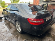 Mercedes Benz E350