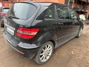 Mercedes Benz B200