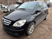 Mercedes Benz B200